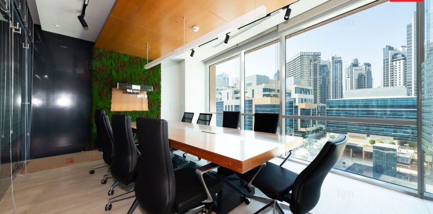 Office in Business Bay, Dubai 145.4 sq.m. № 133276