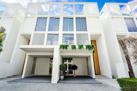 Townhouse in Wadi Al Safa 3, Dubai 4 bedrooms, 459 sq.m. № 120425 - photo 29