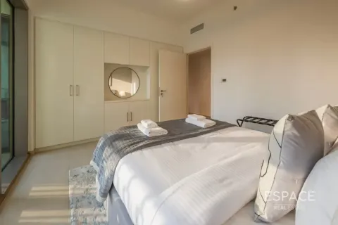 Apartment in Downtown Dubai (Downtown Burj Dubai), Dubai 2 bedrooms, 101 sq.m. № 122876 - photo 13