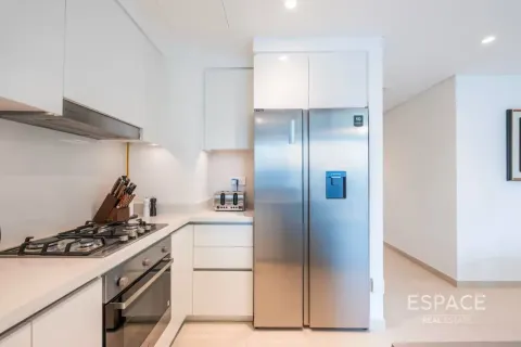 Apartment in Downtown Dubai (Downtown Burj Dubai), Dubai 2 bedrooms, 101 sq.m. № 122876 - photo 7