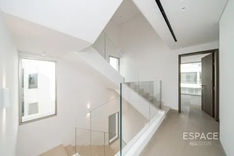 Villa en Jumeirah Park, Dubai, 5 dormitorios, 510 m², № 122870 - foto 7