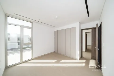 Villa en Jumeirah Park, Dubai, 5 dormitorios, 510 m², № 122870 - foto 9