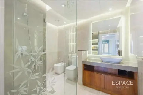 Apartment in Palm Jumeirah, Dubai 3 bedrooms, 199 sq.m. № 122874 - photo 6