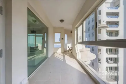 Apartment in Palm Jumeirah, Dubai 3 bedrooms, 199 sq.m. № 122874 - photo 10