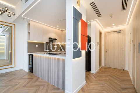 Купить квартиру в Standpoint Towers, Даунтаун Дубай (Даунтаун Бурдж Дубай), Дубай: 2 спальни, 112м², № 45495 - фото 1
