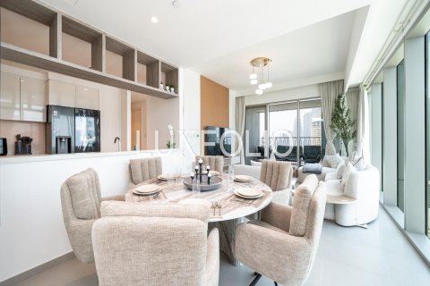 شقة في Downtown Views II, وسط مدينة دبي, دبي 3 غرف نوم, 160 م² رقم 45486 - صورة 1