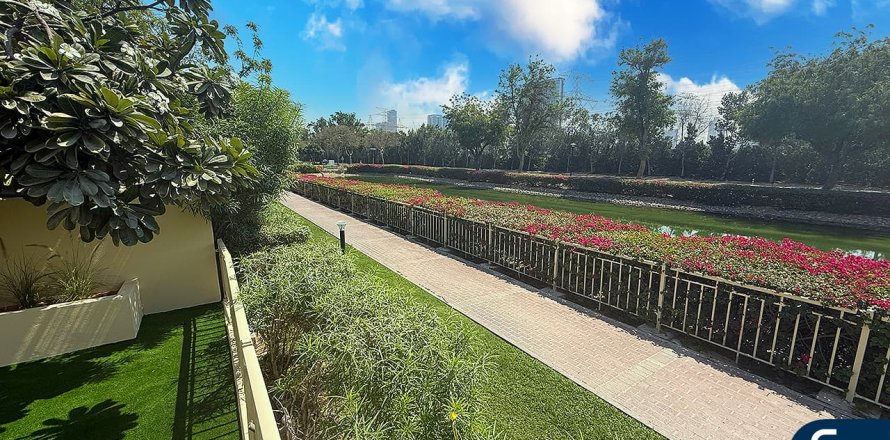 Villa à The Springs, Dubai, 2 chambres, 167 m², № 74439