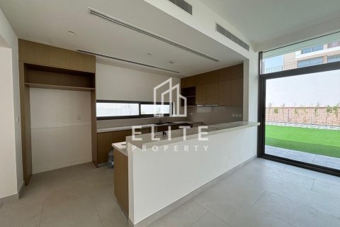 Villa en Dubai, 4 dormitorios, № 69817 - foto 6