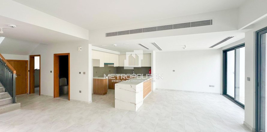 Townhouse in Villanova, Dubai Land, Dubai 3 bedrooms, 161 sq.m. № 15432