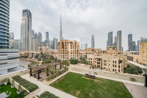 Apartment in Downtown Dubai (Downtown Burj Dubai), Dubai 2 bedrooms, 120 sq.m. № 15429 - photo 12