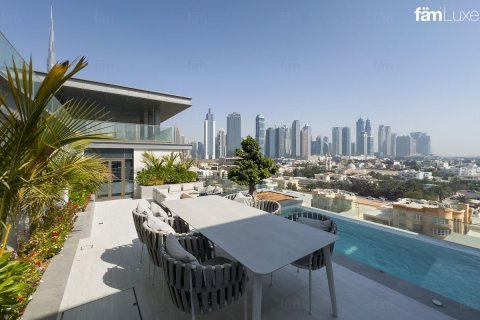 Penthouse in Al Wasl, Dubai 4 bedrooms, 549 sq.m. № 23619 - photo 24