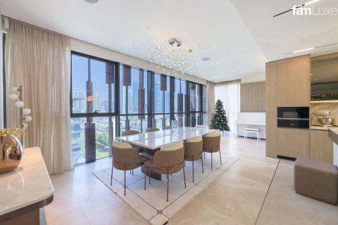 Penthouse in Al Wasl, Dubai 4 bedrooms, 549 sq.m. № 23619 - photo 4