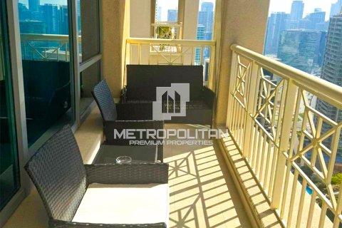 Apartment in 29 Burj Boulevard, Downtown Dubai (Downtown Burj Dubai), Dubai 1 bedroom, 72 sq.m. № 6327 - photo 2