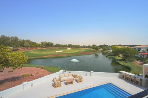 Villa in Jumeirah Golf Estates, Dubai 6 bedrooms, 975.48 sq.m. № 141162 - photo 28