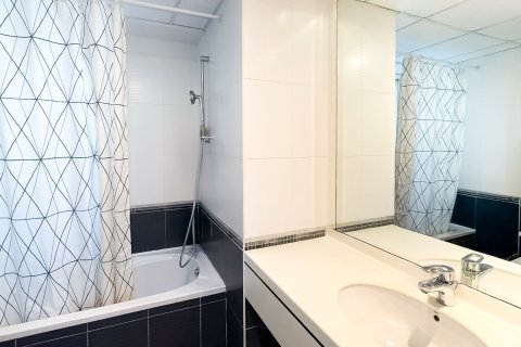 Apartment in Jumeirah Lake Towers, Dubai 2 bedrooms, 179.02 sq.m. № 141159 - photo 18
