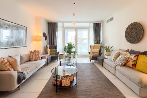 Apartment in Jumeirah Lake Towers, Dubai 2 bedrooms, 179.02 sq.m. № 141159 - photo 3
