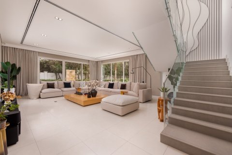 Villa in The Nest, Al Barari, Dubai 4 bedrooms, 693.29 sq.m. № 141154 - photo 3
