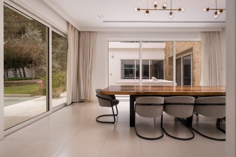 Villa in The Nest, Al Barari, Dubai 4 bedrooms, 693.29 sq.m. № 141154 - photo 6
