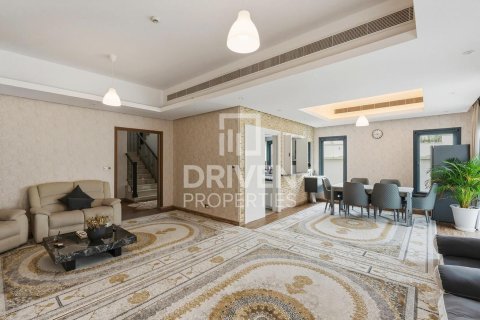 Villa à Mirdif, Dubai, 3 chambres, 267 m², № 136364 - photo 6