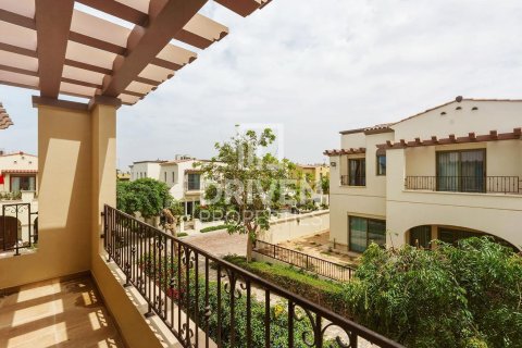 Villa à Mirdif, Dubai, 3 chambres, 267 m², № 136364 - photo 23