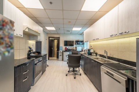 Apartment in Dubai Marina, Dubai 3 bedrooms, 260 sq.m. № 101225 - photo 8