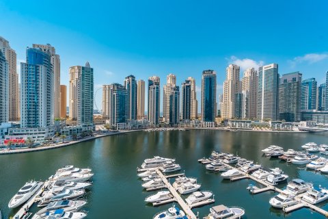 Apartment in Dubai Marina, Dubai 3 bedrooms, 260 sq.m. № 101225 - photo 3