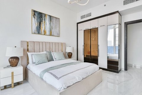 Apartment in Al Furjan, Dubai 2 bedrooms, 98 sq.m. № 101228 - photo 17