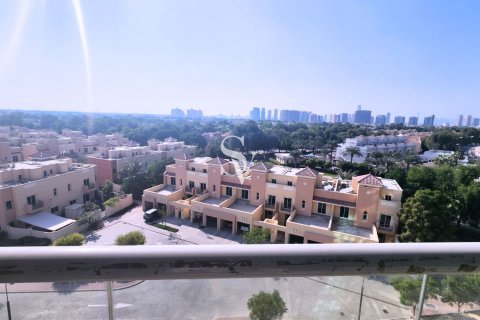 Apartment in Dubai Sports City, Dubai 2 bedrooms, 155 sq.m. № 83241 - photo 21