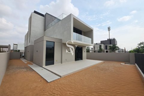 Villa in Arabian Ranches 3, Dubai 4 bedrooms, 448 sq.m. № 83242 - photo 1