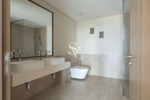 Apartment in Bur Dubai, Dubai 2 bedrooms, 118 sq.m. № 121930 - photo 12