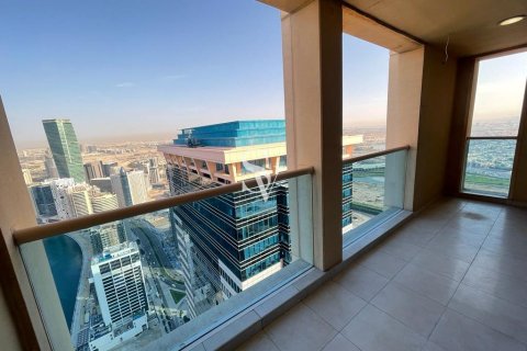 Appartement à Churchill Towers, Business Bay, Dubai, 2 chambres, 118 m², № 121928 - photo 14