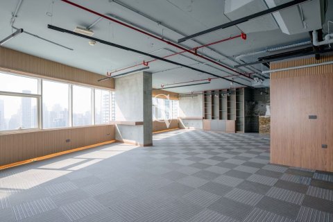 Oficina en Jumeirah Lake Towers, Dubai, 140 m², № 121927 - foto 9