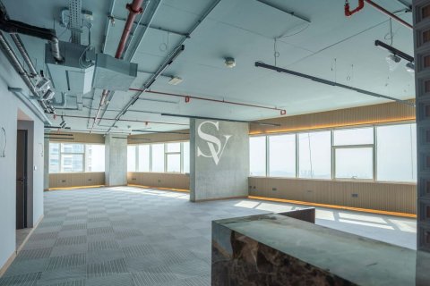 Oficina en Jumeirah Lake Towers, Dubai, 140 m², № 121927 - foto 8