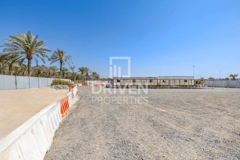 Land in Emirates Hills, Dubai 3308 sq.m. № 19674 - photo 8