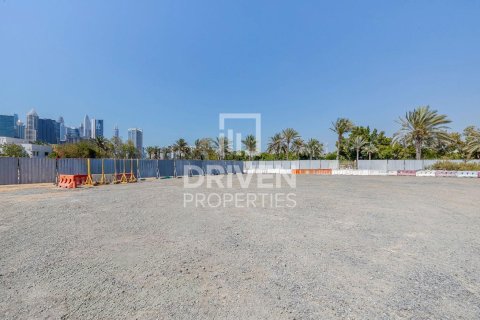 Land in Emirates Hills, Dubai 3308 sq.m. № 19674 - photo 6