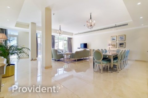Maison de ville à Palm Jumeirah, Dubai, 4 chambres, № 2506 - photo 4