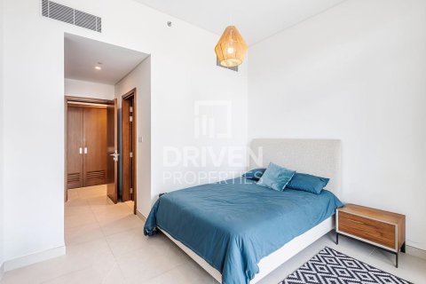 Apartment in Al Wasl, Dubai 3 bedrooms, 236.9 sq.m. № 141010 - photo 8