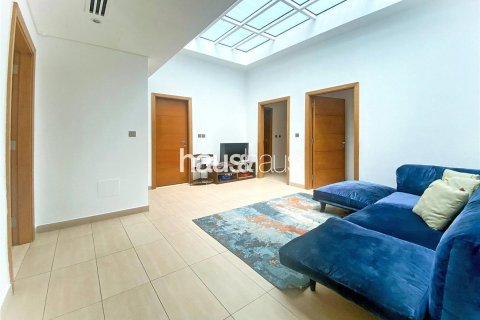 Villa en Jumeirah Park, Dubai, 4 dormitorios, 386 m², № 44459 - foto 5