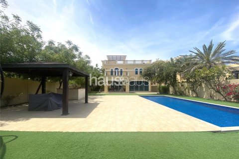 Villa en Jumeirah Park, Dubai, 4 dormitorios, 386 m², № 44459 - foto 4