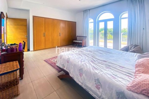 Villa en Jumeirah Park, Dubai, 4 dormitorios, 386 m², № 44459 - foto 7