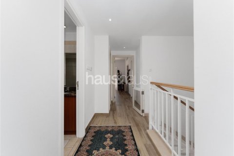 Villa in The Springs, Dubai 3 bedrooms, 251 sq.m. № 44457 - photo 9