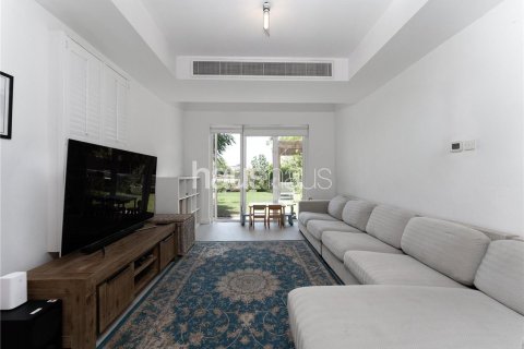 Villa in The Springs, Dubai 3 bedrooms, 251 sq.m. № 44457 - photo 4