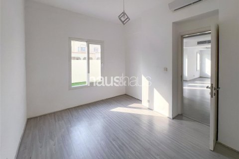 Villa in The Springs, Dubai 3 bedrooms, 210 sq.m. № 44455 - photo 3
