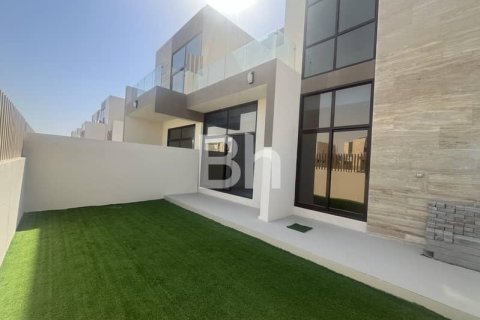 Adosado en Mohammed Bin Rashid City, Dubai, 4 dormitorios, 257 m², № 23452 - foto 1