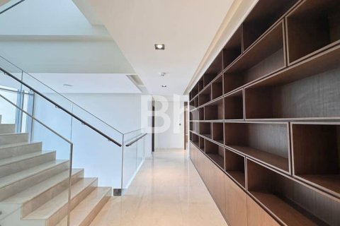 Снять в аренду виллу в Дубай Хилс Эстейт, Дубай: 5 спален, 786м², № 23455 - фото 14
