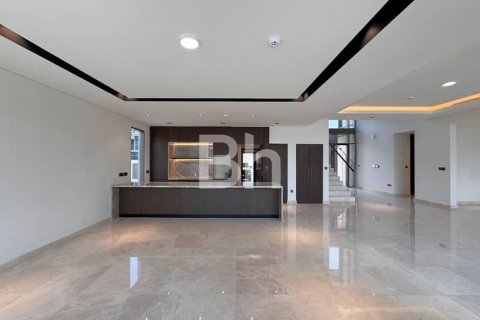 Снять в аренду виллу в Дубай Хилс Эстейт, Дубай: 5 спален, 786м², № 23455 - фото 27