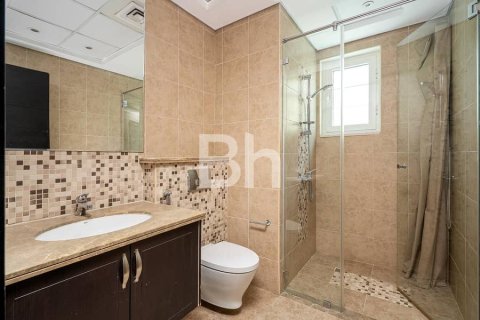 Villa en Jumeirah Park, Dubai, 3 dormitorios, 508 m², № 23454 - foto 12