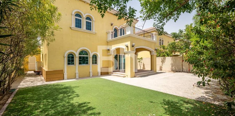 Villa en Jumeirah Park, Dubai, 3 dormitorios, 508 m², № 23454