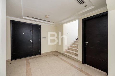 Villa en Jumeirah Park, Dubai, 3 dormitorios, 508 m², № 23454 - foto 19