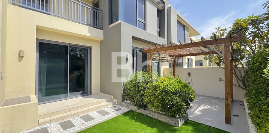 Таунхаус в Дубай Хилс Эстейт, Дубай, 4 спальни, 222м², № 23450